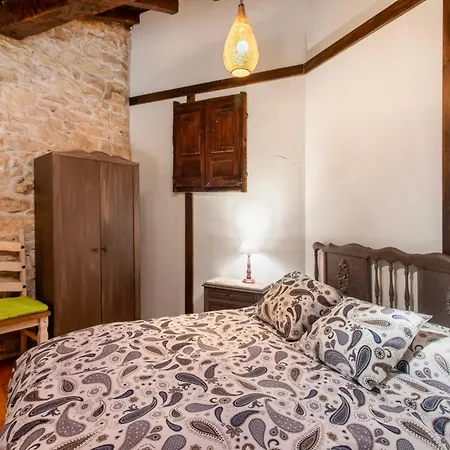 La Casuca Y La Maja Reocín de los Molinos